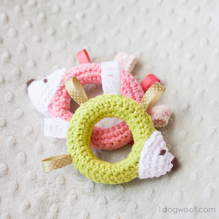 crochet heagehog baby teething ring